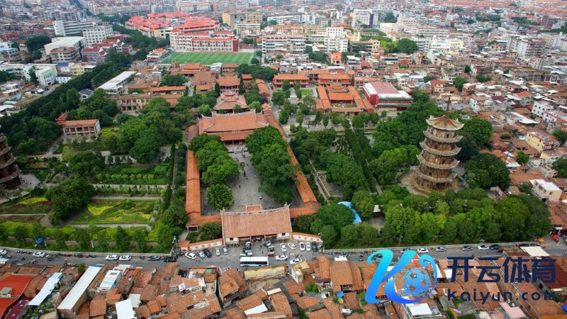 泉州古城(图片来自全国遗产中心官网)